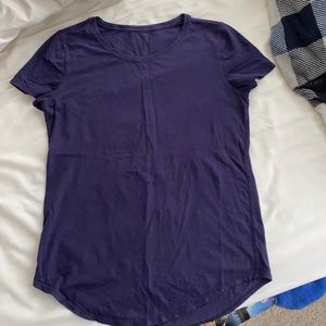 Lululemon T-shirt